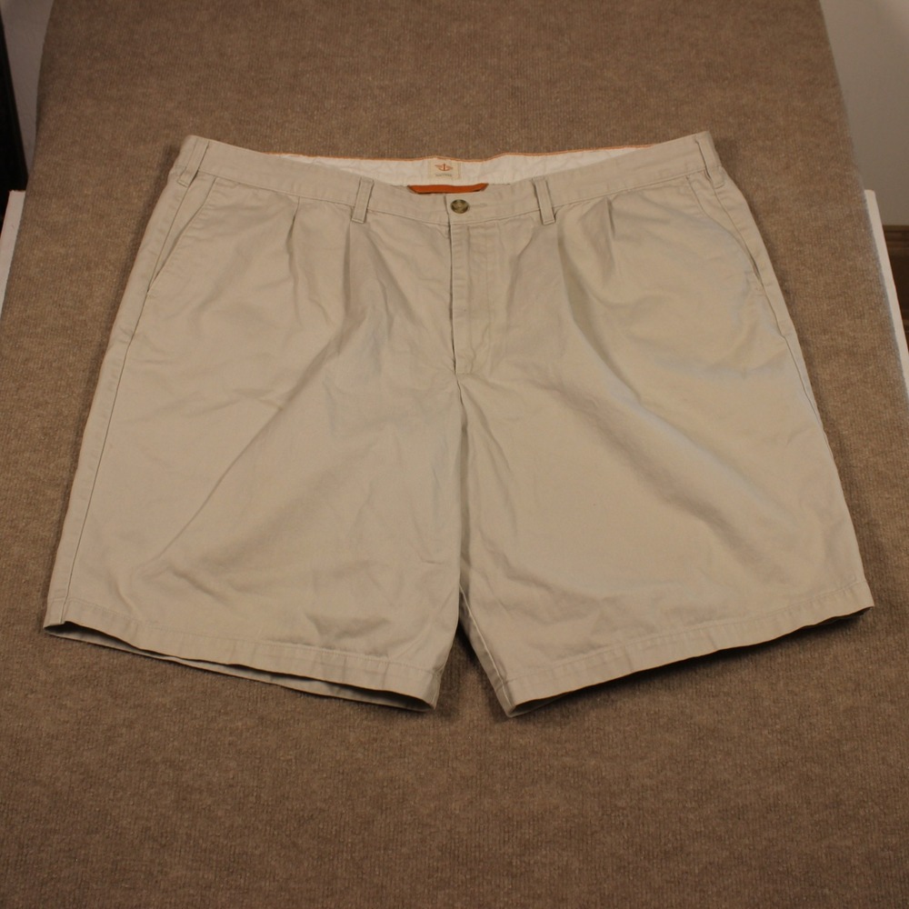 Dockers Mens Classic Fit Pleated Chino Shorts Khaki Tan Cotton Size 48
